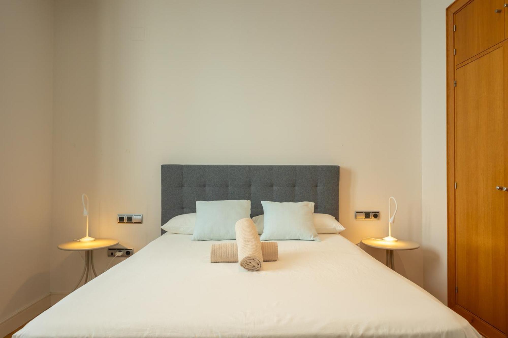 La Maestranza Charming One Or Two Bedrooms Apartments By Ocityzen Sevilla Exterior foto
